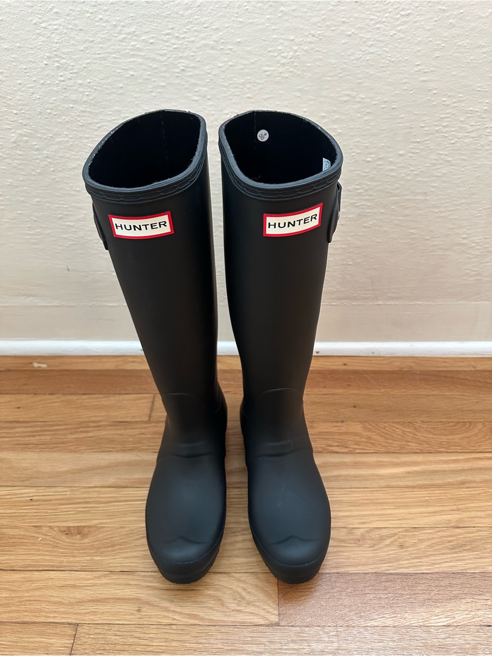 Hunter Black Matte Black- Tall Rain Boots NWOT
